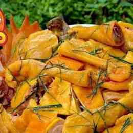 gà ủ muối trưng nữ vương đà nẵng