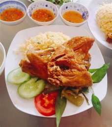 giao diện app cơm gà sơn ký đà lạt hai bà trưng