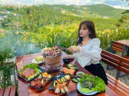 giao diện app tiệm gà đồi mr right đà lạt