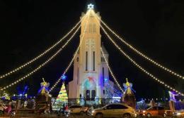 tính năng nổi bật lễ noel nhà thờ con gà đà lạt
